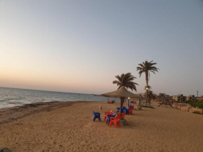 Take your vac at the lovely resort in Sea and Pool